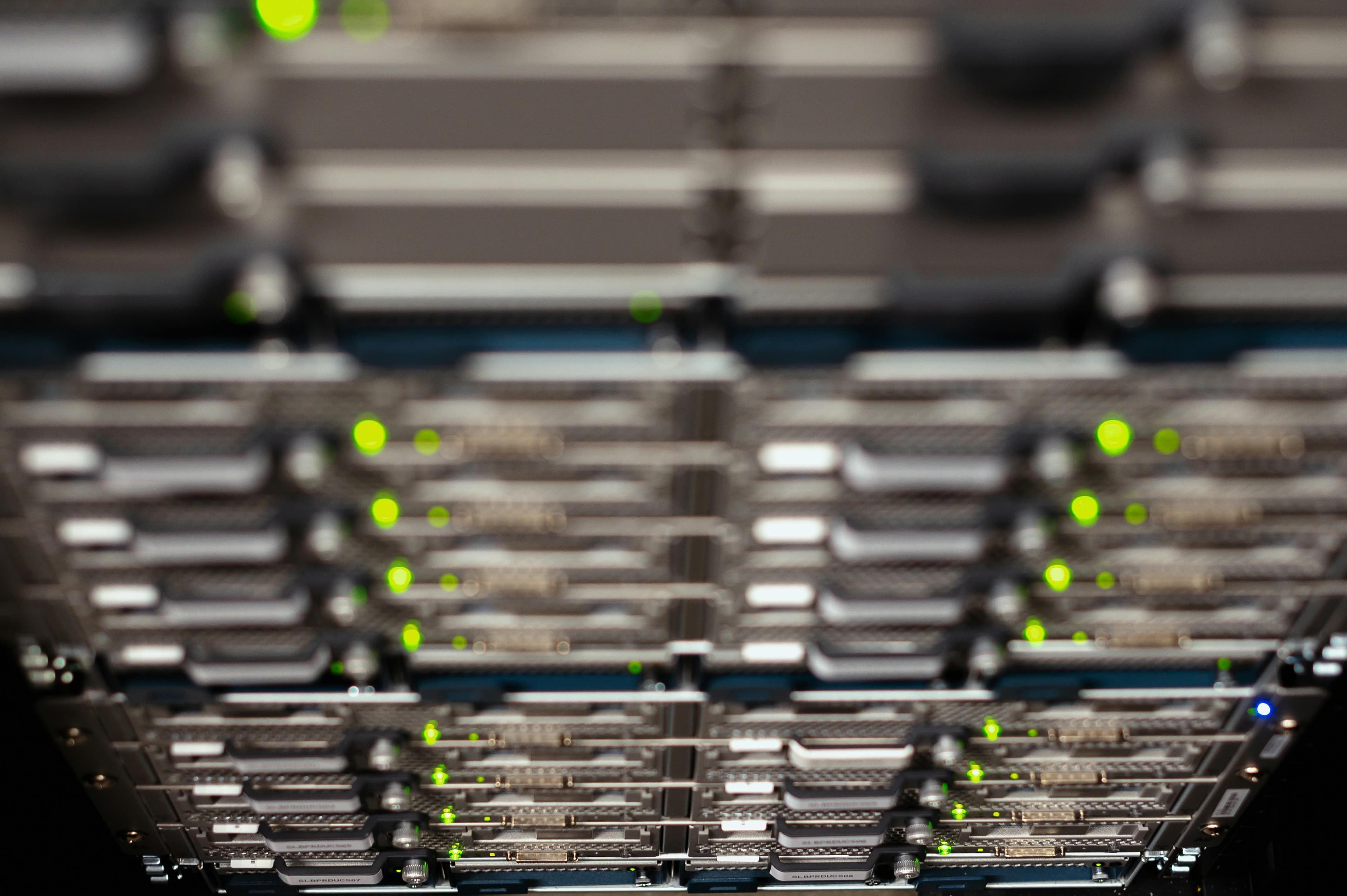 Fransa dedicated server IPv4 rDNS port ve network bağlantı altyapısı